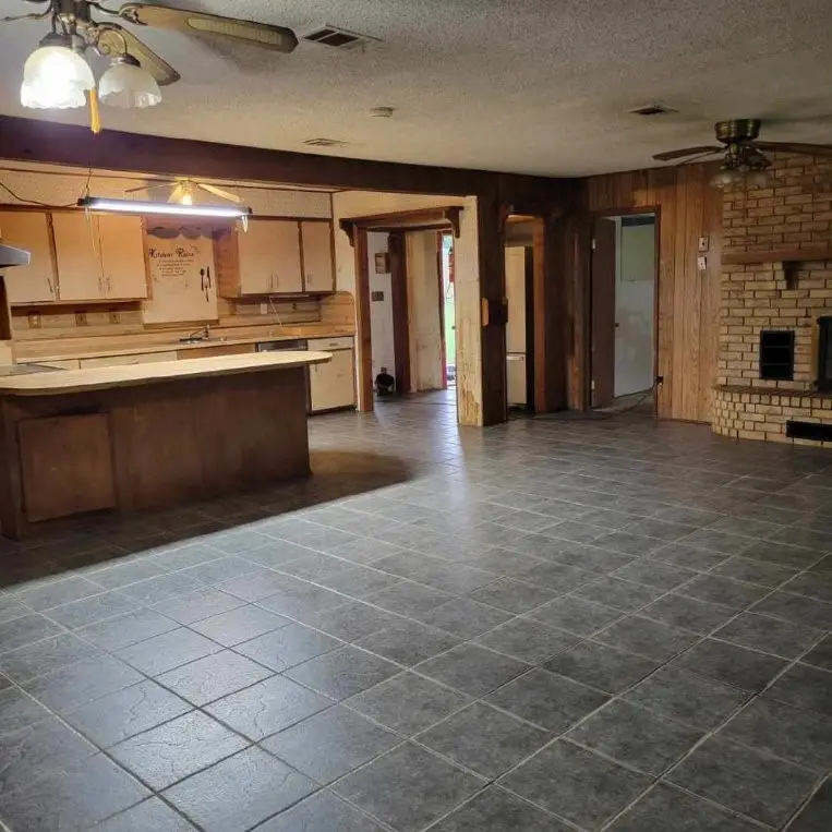 185 Powell Lane, Hemphill, TX 75948 - Image #2