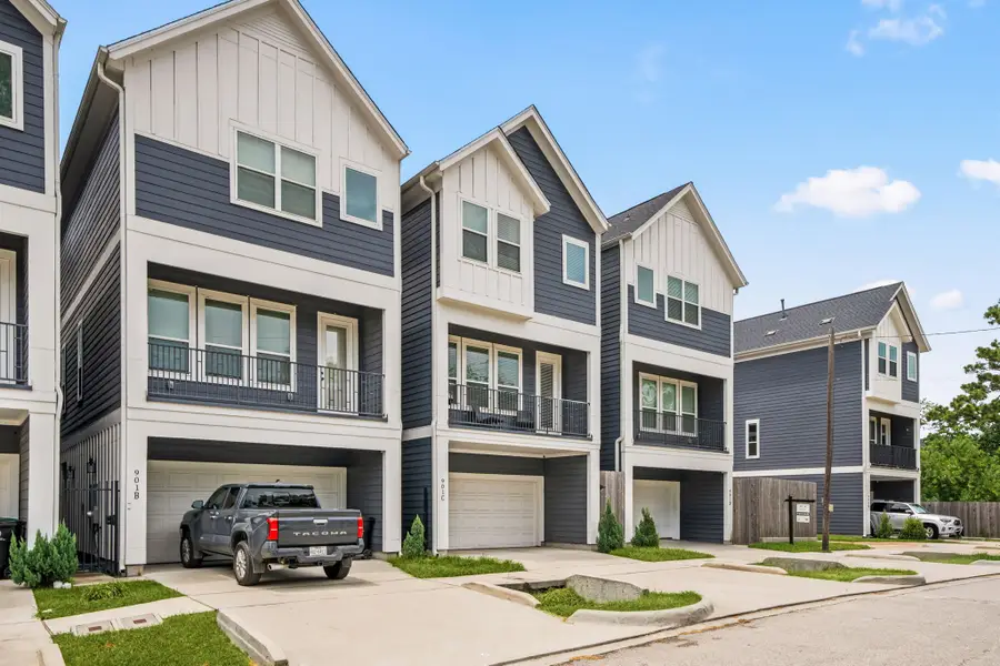 901 Lehman Street #C, Houston, TX 77018 - #3