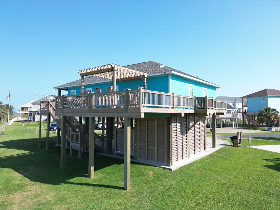 2340 Martinique, Crystal Beach, TX 77650 - #3