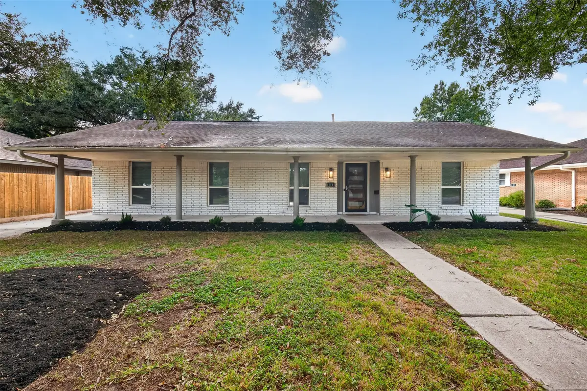 11107 Cedarhurst Drive, Houston, TX 77096 - #1