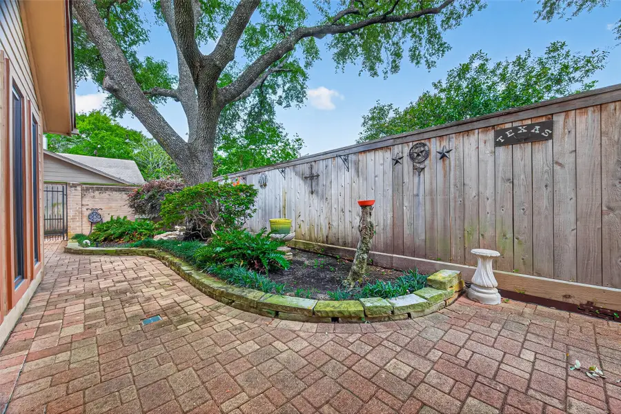 8006 Oakwood Forest Drive, Houston, TX 77040 - #3