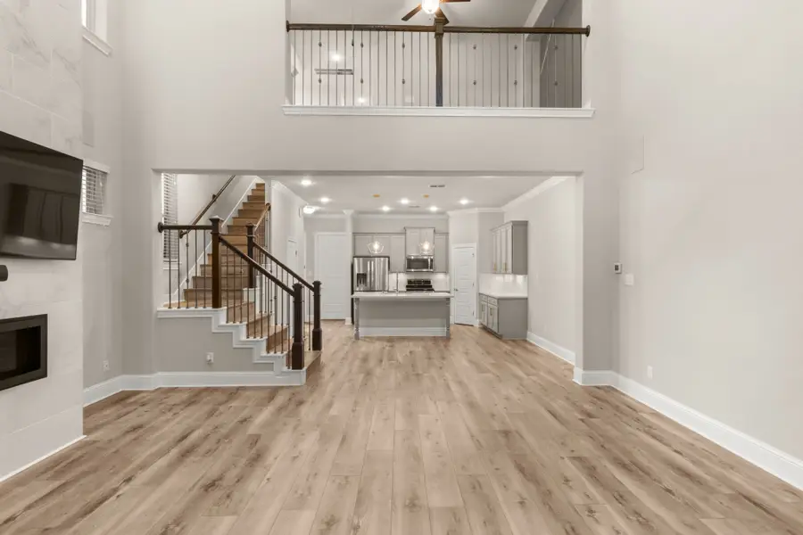 1002 Shepherd Oaks Drive, Houston, TX 77018 - Image #2