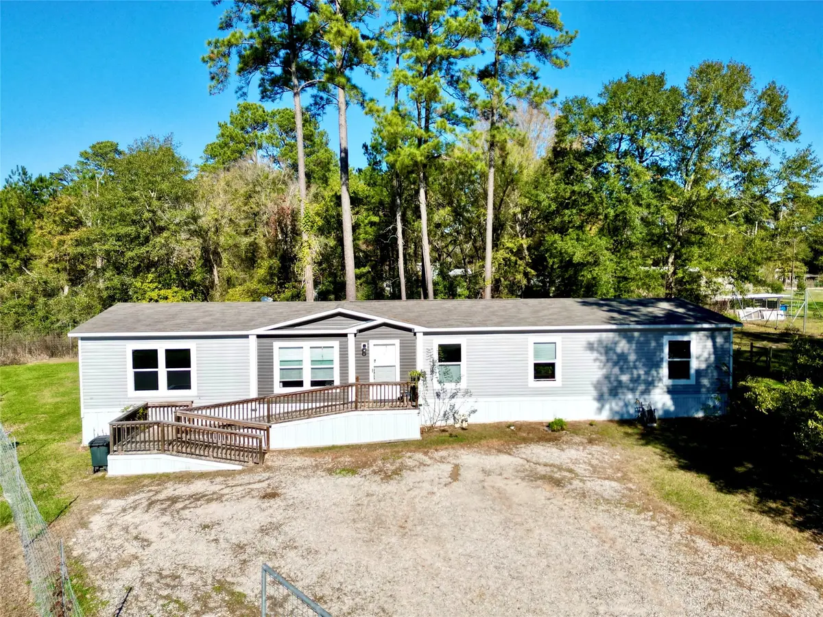 7715 Walnut Tree Lane, Plantersville, TX 77363 - Image #1