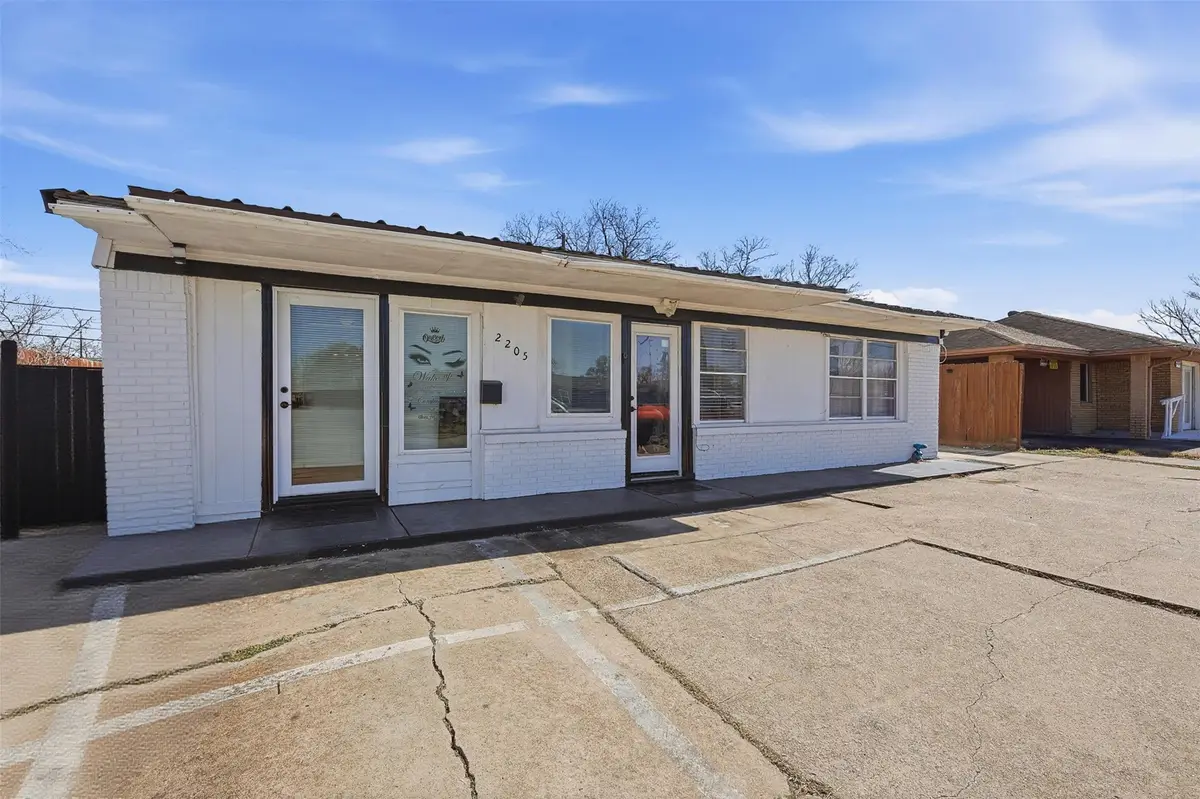 2205 Strawberry Road, Pasadena, TX 77502 - #1