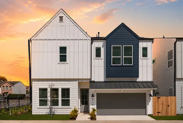 8918 Sunshine Laverne Lane, Houston, TX 77080