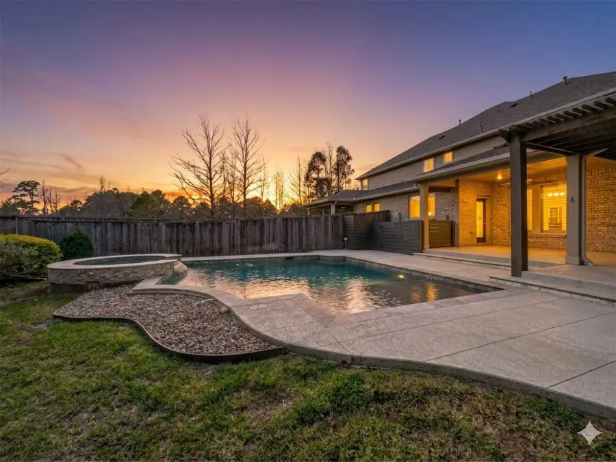 6 Heirloom Garden Place, The Woodlands, TX 77354 - #2