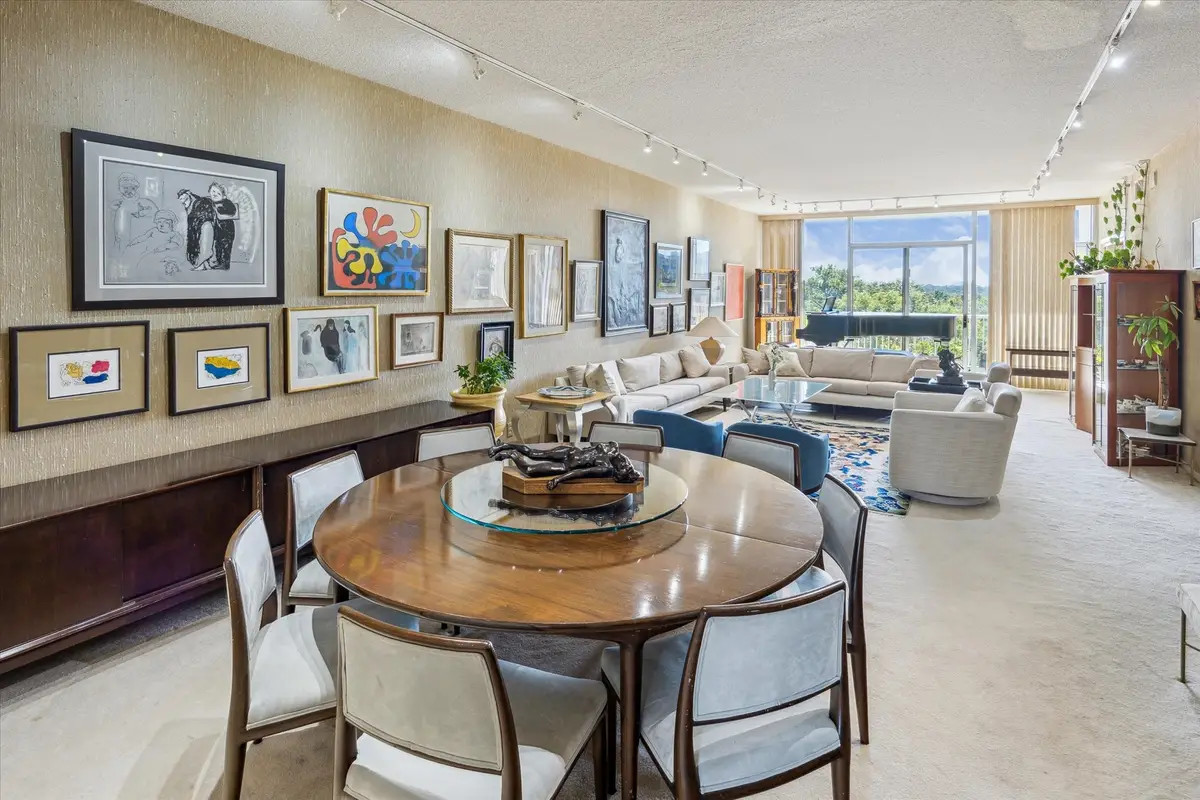 121 N Post Oak Lane #705, Houston, TX 77024 - Image #1