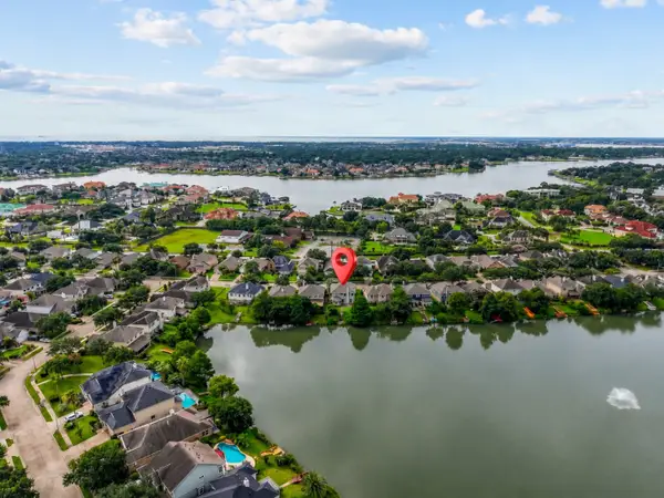 1619 Roaring Springs Lane, Seabrook, TX 77586