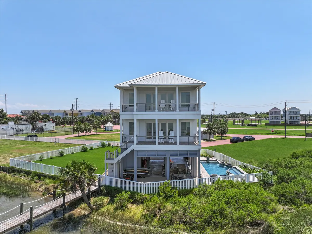 3515 Hudson Court, Galveston, TX 77554 - #1