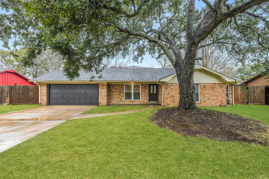 307 Meyer Street, Alvin, TX 77511 - Image #2