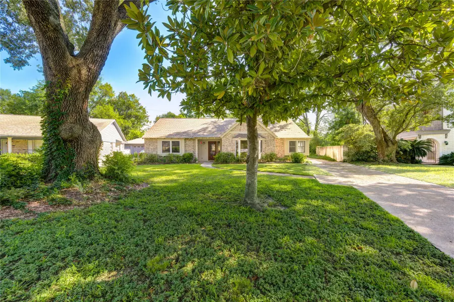 5418 Winding Way Drive, Houston, TX 77091 - Image #2