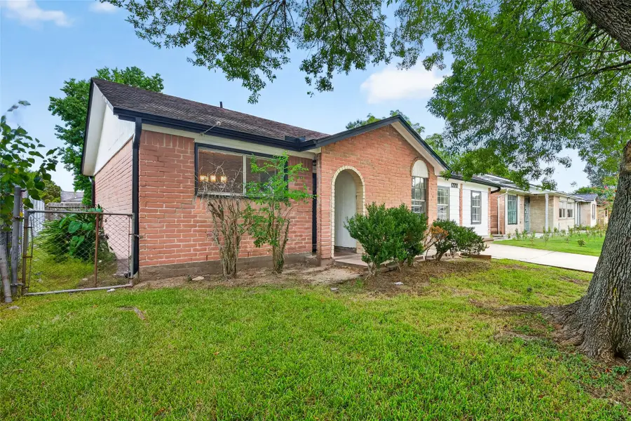 12711 Greenshire Dr Drive, Houston, TX 77048 - #2