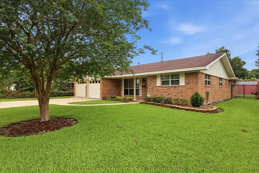 1012 Mimosa Drive, Nederland, TX 77627 - #3