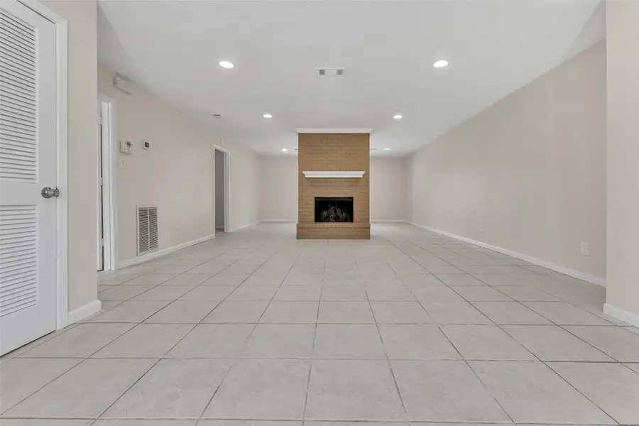 2201 Barak Lane, Bryan, TX 77802 - #2