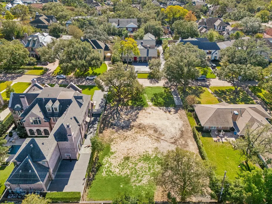 5660 Longmont Drive, Houston, TX 77056 - Image #3