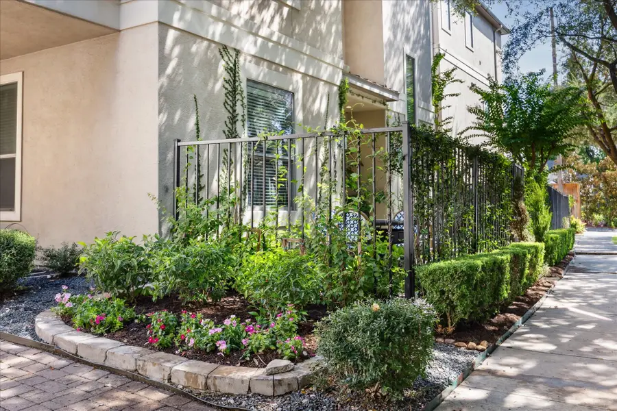 4724 Banning Drive #A, Houston, TX 77027 - #3