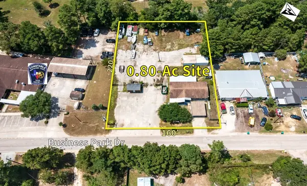 123 Business Park Drive, Willis, TX 77378