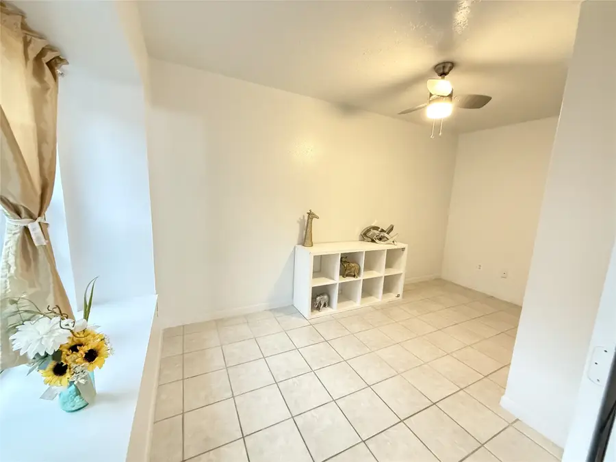 7040 Jetty Lane, Houston, TX 77072 - Image #3