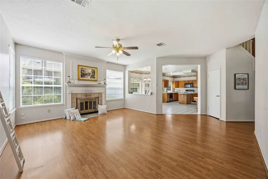 206 Scarlet Maple Drive, Sugar Land, TX 77479 - #3