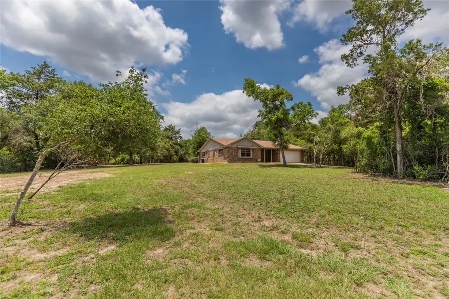 117 Dogwood Trail, Bellville, TX 77418 - Image #2