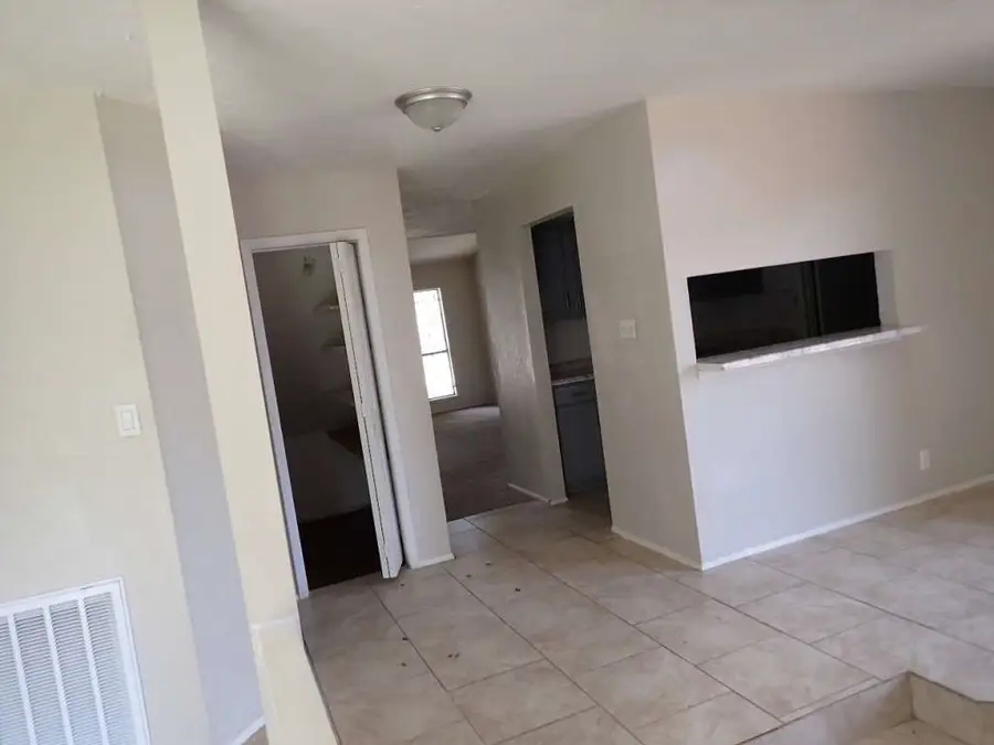 6407 Rambleridge Drive, Houston, TX 77053 - Image #3