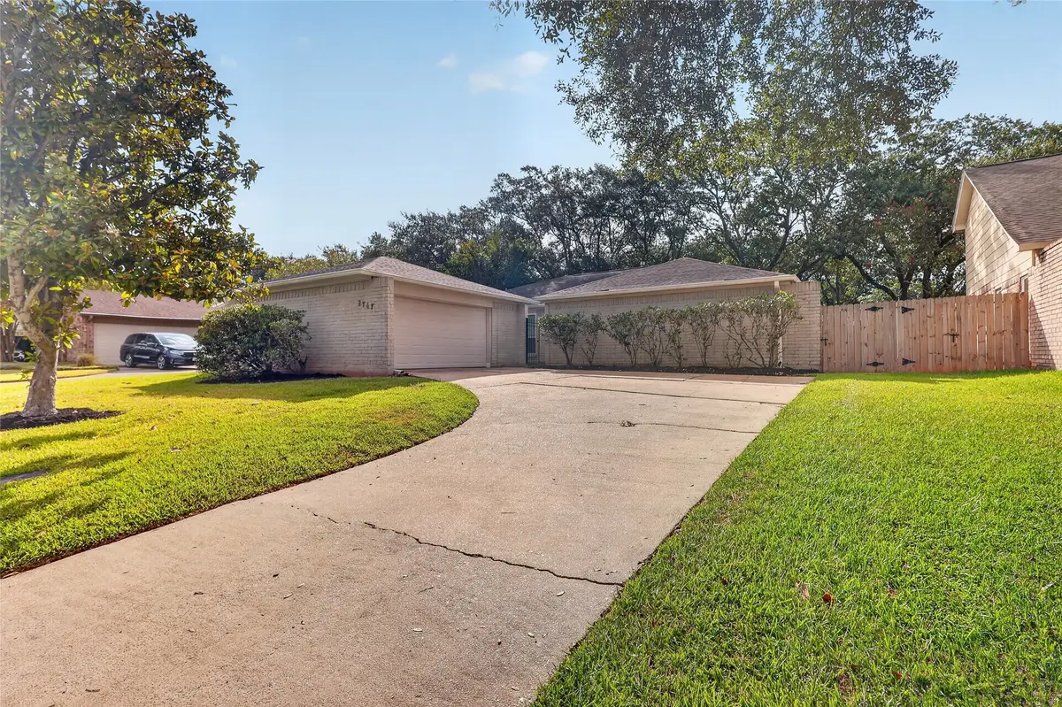2747 Colony Drive, Sugar Land, TX 77479 - #1