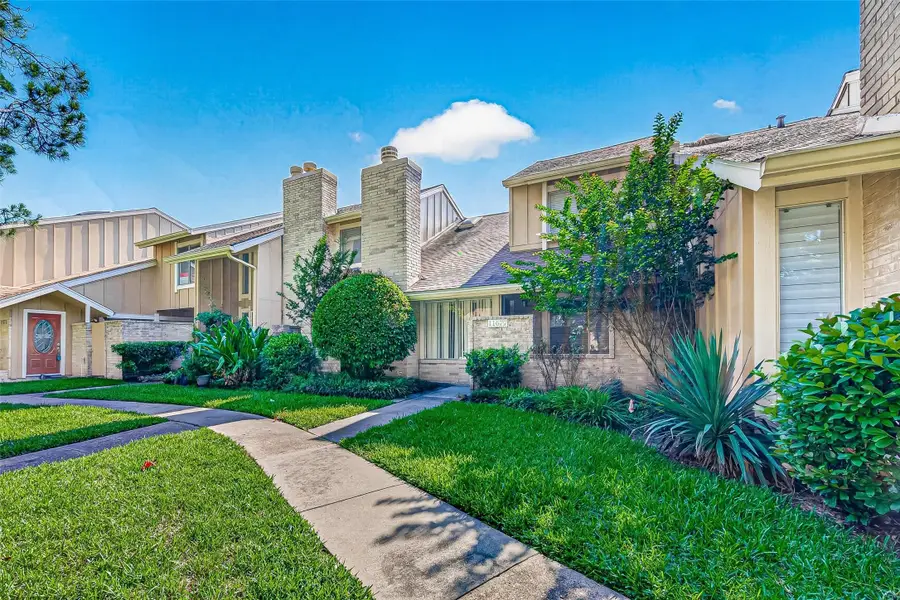 11677 Village Place Drive, Houston, TX 77077 - #2