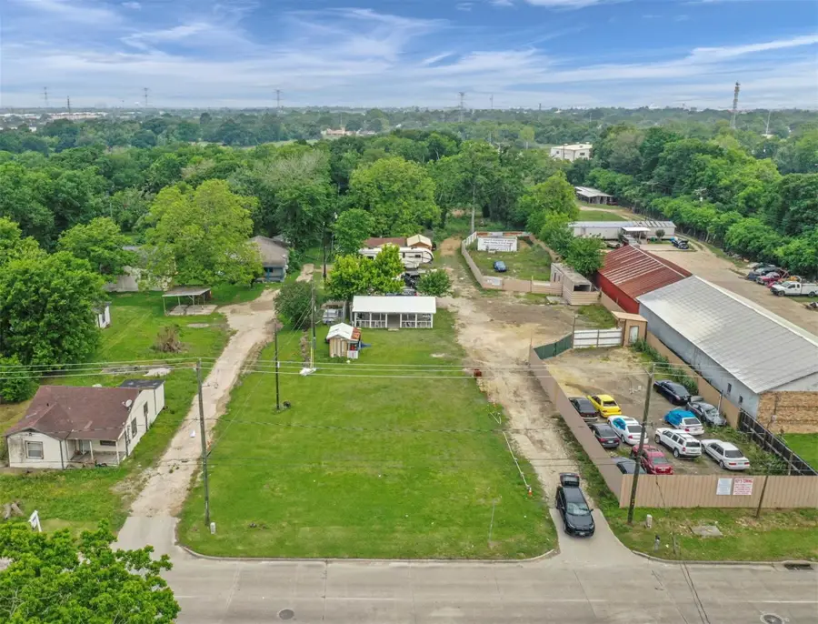 2842 5th Street, Stafford, TX 77477 - #3