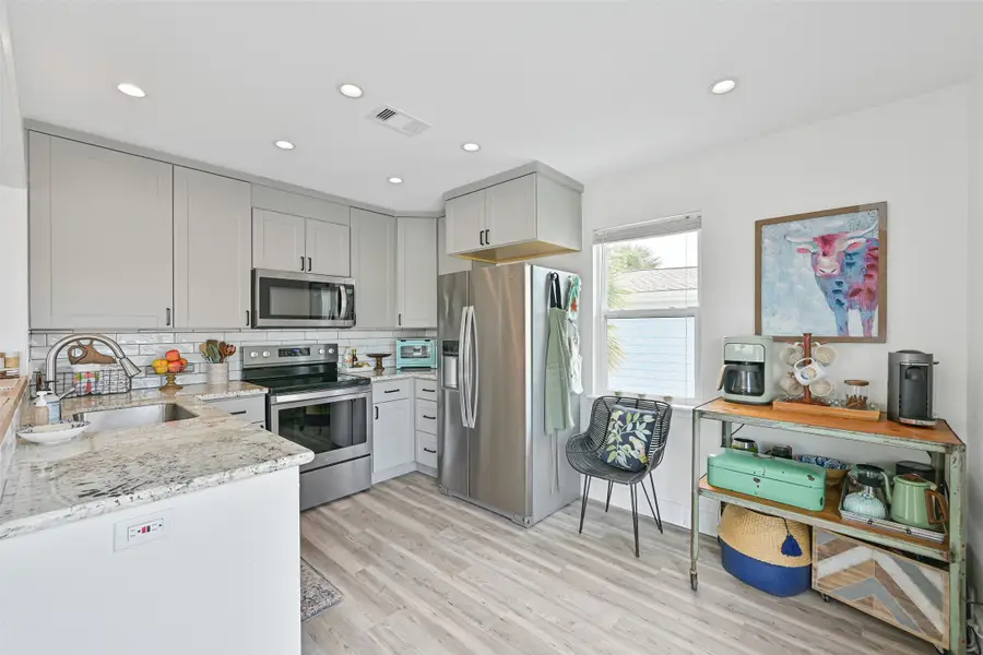 16716 Tahiti Way, Galveston, TX 77554 - Image #3