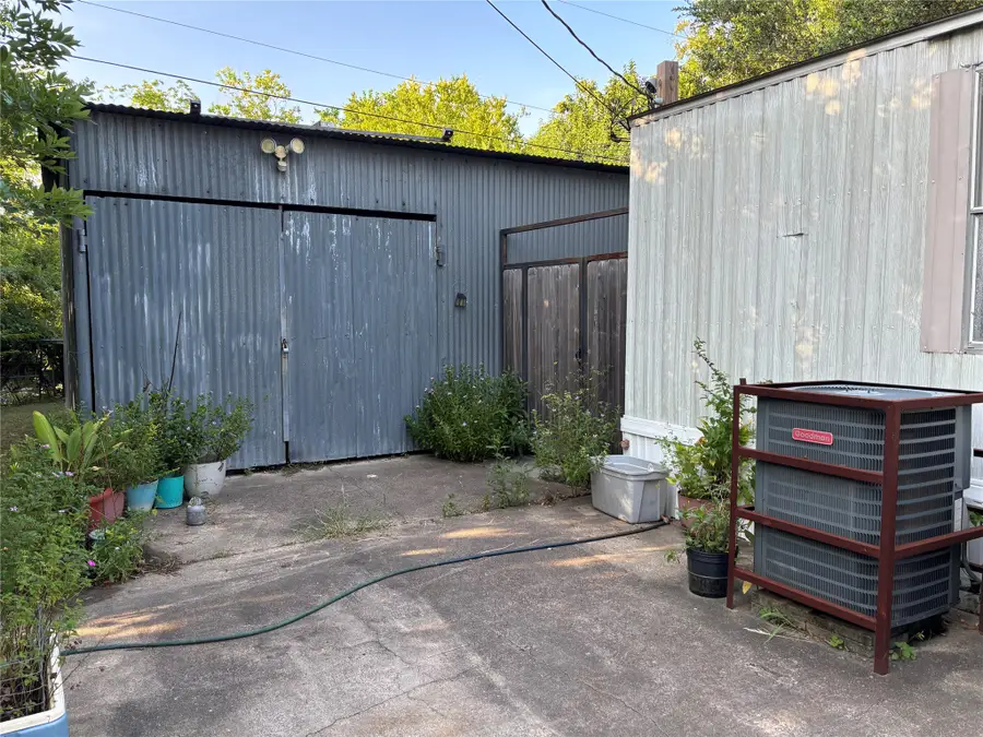 902 Ferol Lane, Highlands, TX 77562 - #3