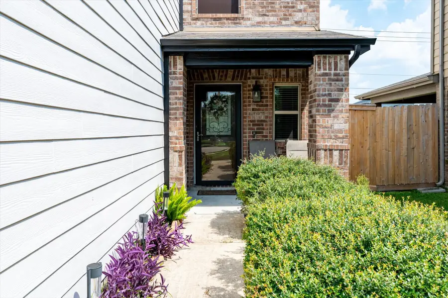 12411 Skyview Crescent Court, Houston, TX 77047 - Image #2