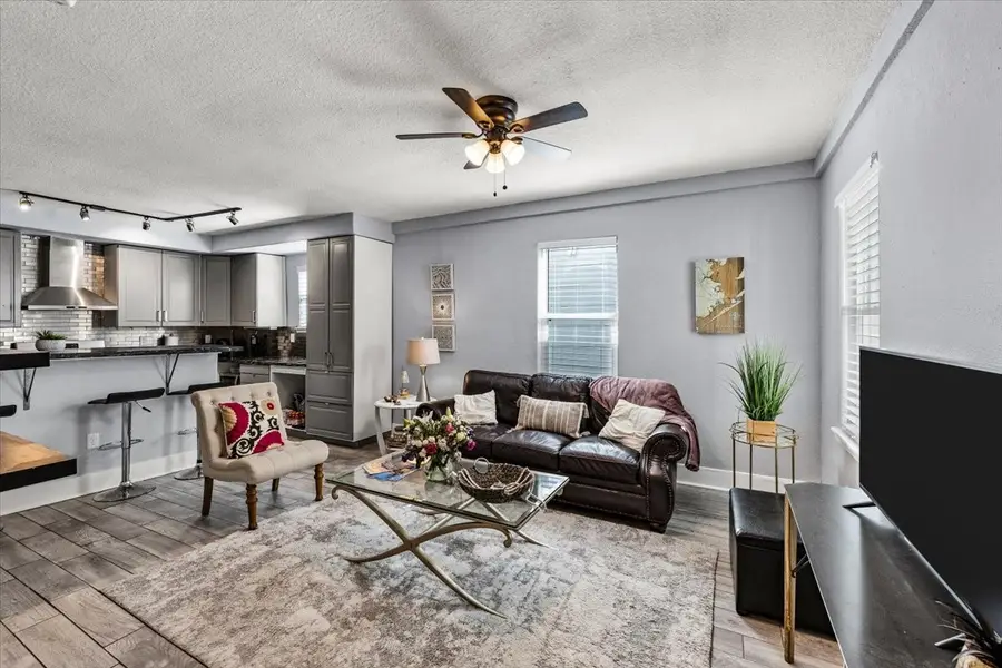 2710 Avenue P 1/2, Galveston, TX 77550 - #3