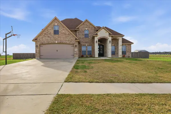2400 Diamond D Drive, Beaumont, TX 77713