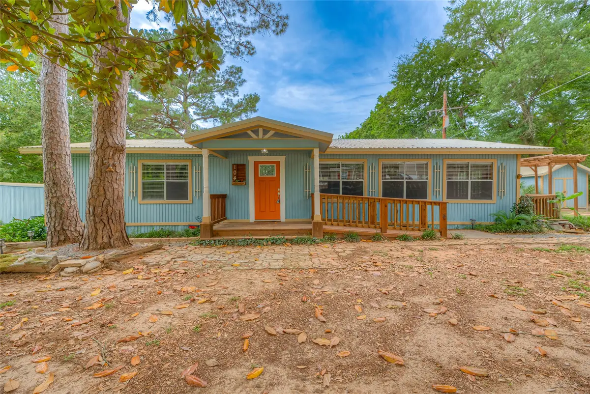 104 W Paradise Drive, Trinity, TX 75862 - #1