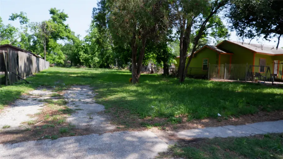 4811 Cavalcade Street, Houston, TX 77026 - #2