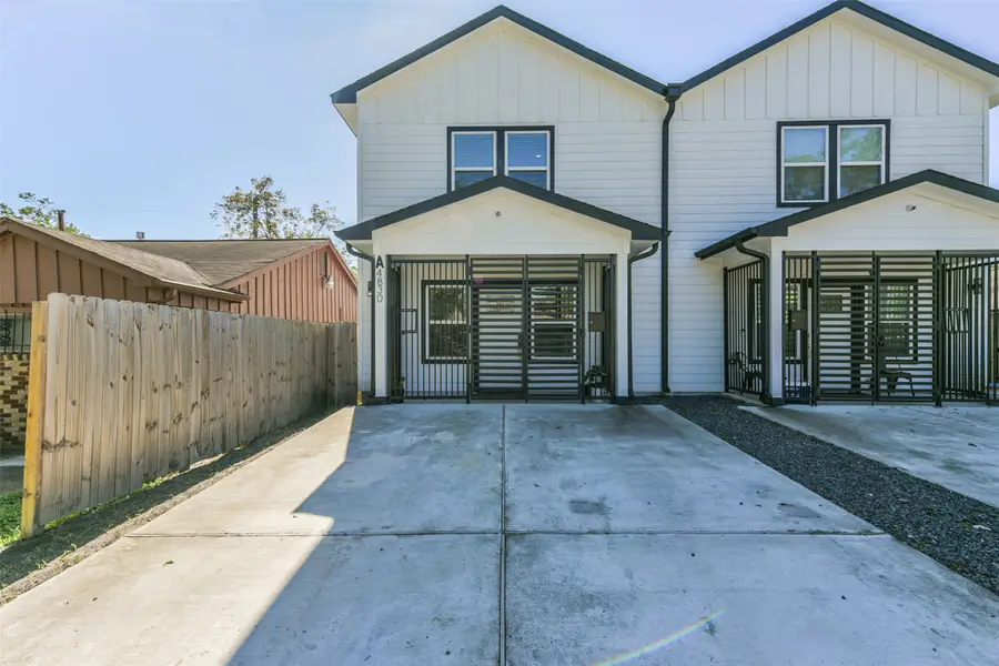 4830 Burma Road #A B, Houston, TX 77033 - Image #2