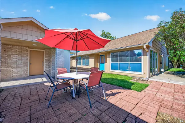 3927 Heathersage Drive, Houston, TX 77084