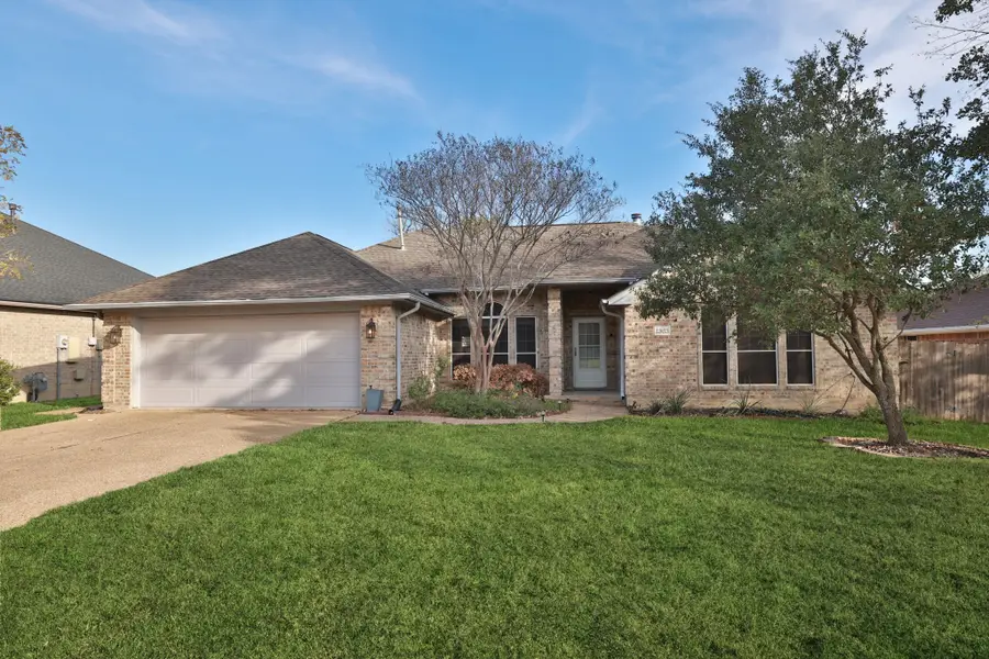 2303 N Pioneer Trail, Bryan, TX 77808 - Image #3
