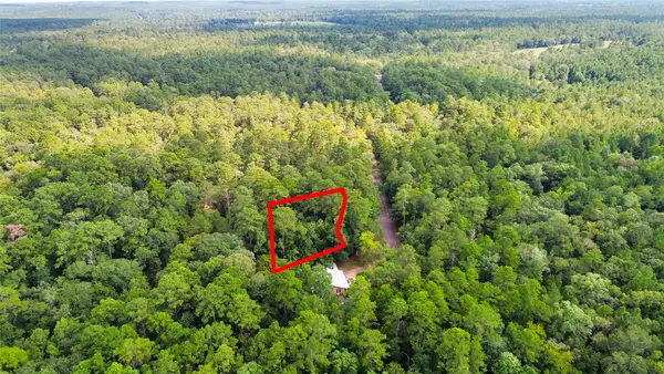 000 W Oak Drive, Huntsville, TX 77320