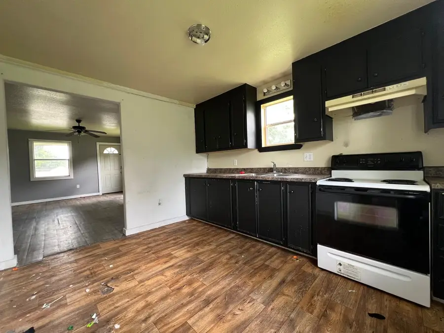 407/405 N Kleas, Edna, TX 77957 - #3