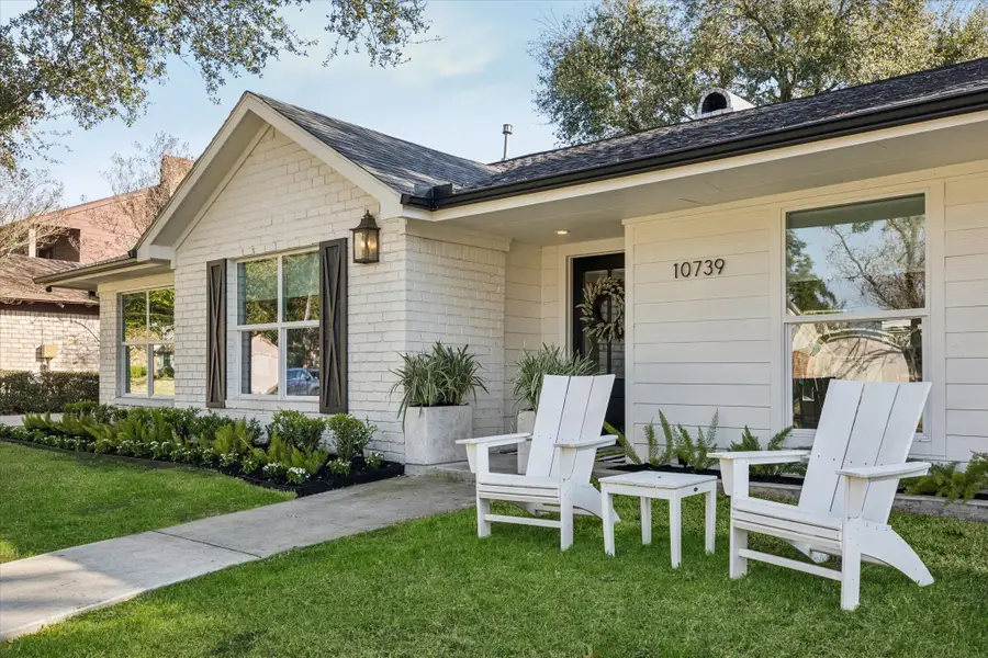 10739 Longmont Drive, Houston, TX 77042 - #2