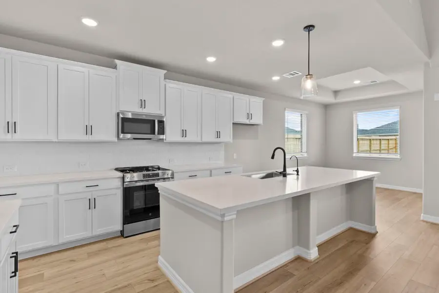 3906 Sterling Springs Lane, League City, TX 77573 - Image #3