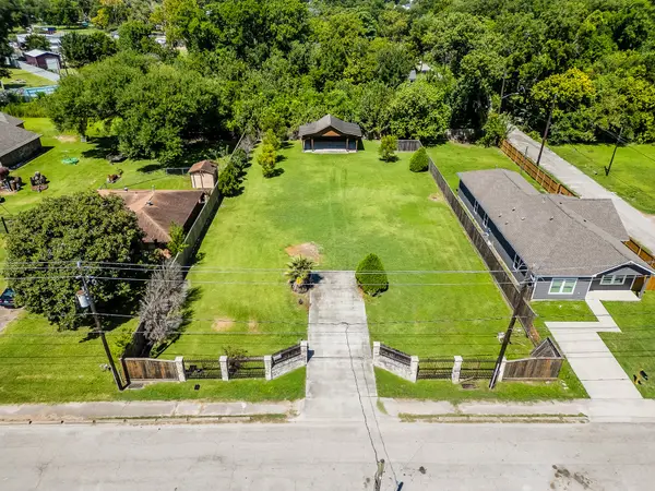 6431 De Priest Street, Houston, TX 77091