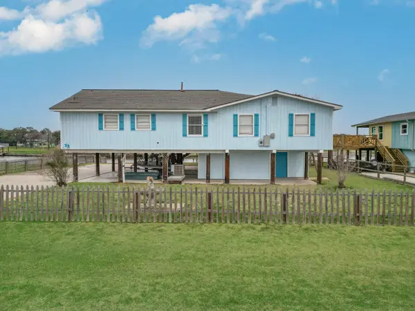 757 County Road 291, Sargent, TX 77414