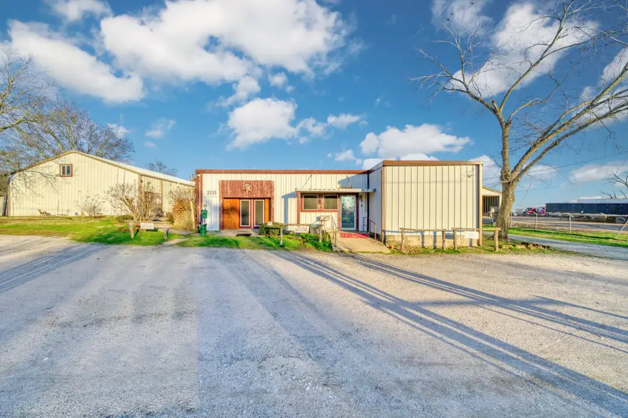 2233 Highway 90, Madisonville, TX 77864 - Image #2