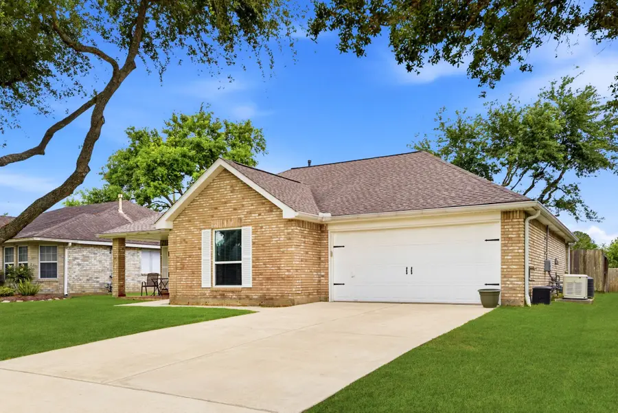 2622 S Peach Hollow Circle, Pearland, TX 77584 - #3