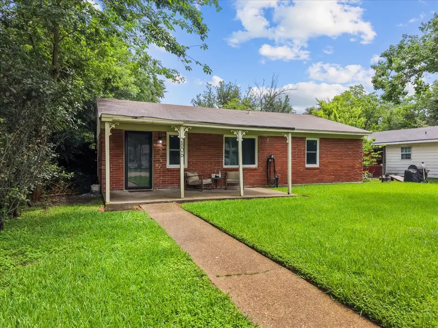 2806 4th Avenue N, Texas City, TX 77590 - #2
