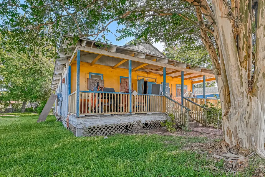 436 Neyland Street #1, Houston, TX 77022 - Image #2