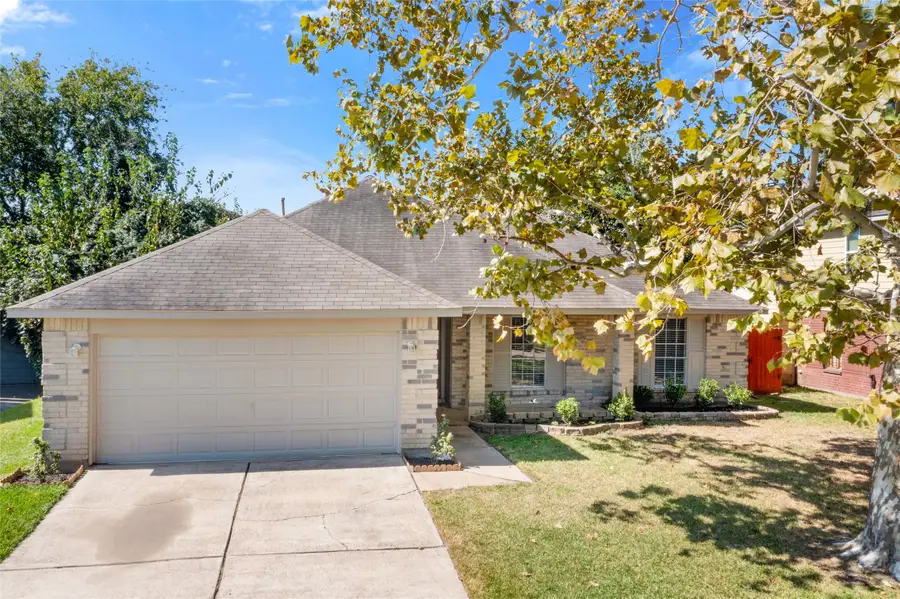 11710 Seawood Drive, Houston, TX 77089 - Image #2