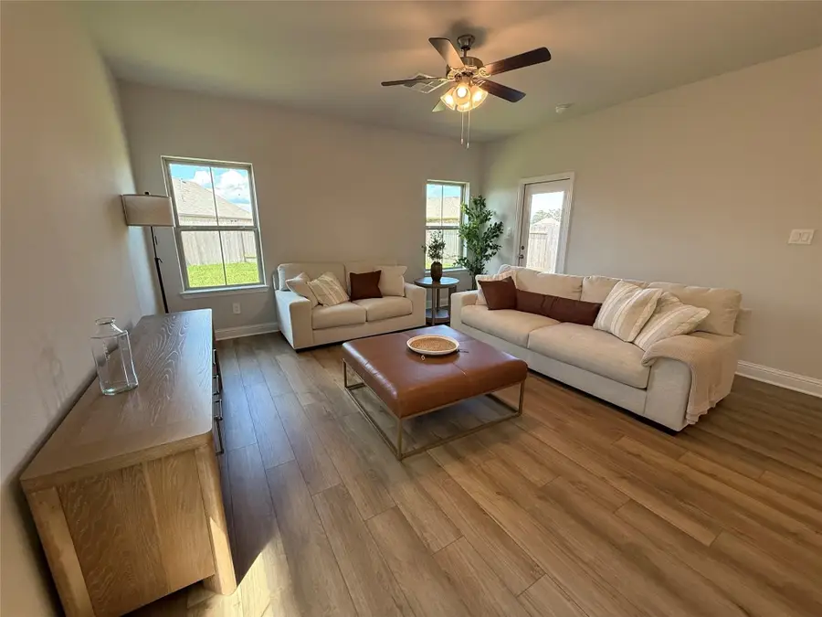 4405 W Bayou Maison Circle, Dickinson, TX 77539 - Image #3